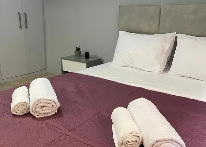 Gyzi Athens Apartment