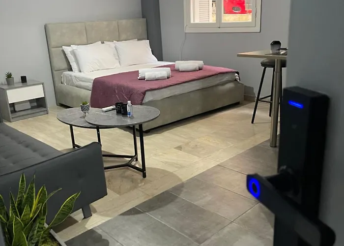 Gyzi Athens Apartment